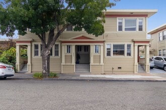 Building Photo - 3818 Opal St