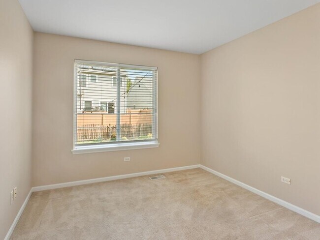 Building Photo - 2607 Flagstone Cir