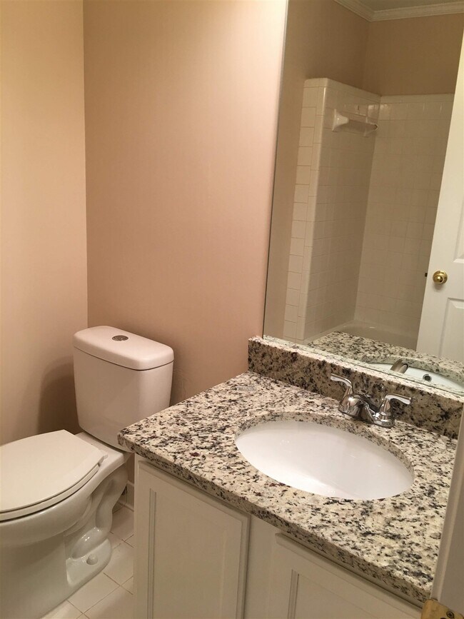 Building Photo - 111 Clarin Way