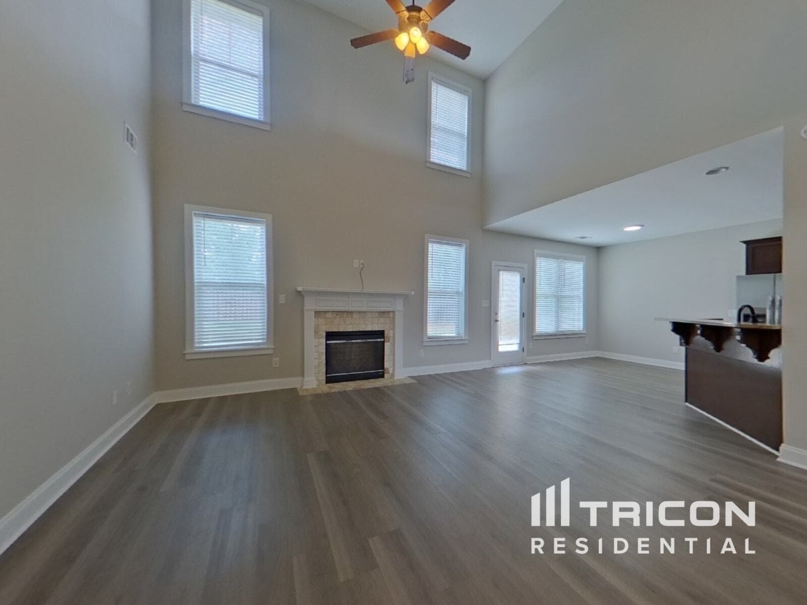 Building Photo - 286 Palamon Dr