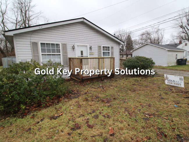 Building Photo - One-level 2 BR 1 BA House with Back Deck and Central Air (NO SECTION 8)