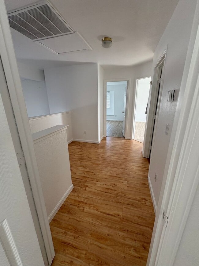 Building Photo - Spacious 4 bed/3 bath in Elk Grove 95624 M...