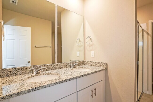 Building Photo - 5209 Stephs Field St