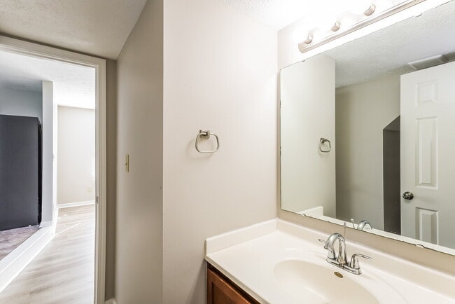 Building Photo - 7051 Laredo Dr