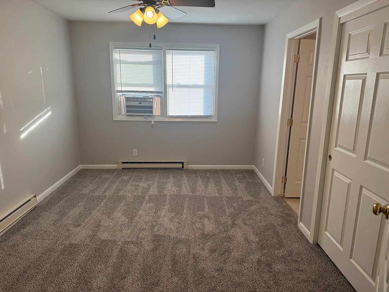 Building Photo - 5125 Marshall Dr