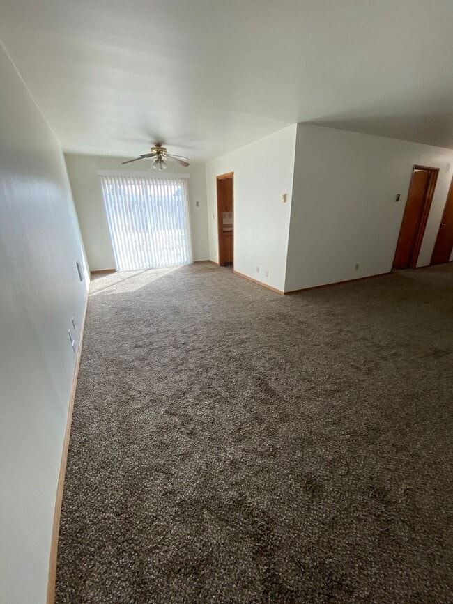 Building Photo - 8919 Travis Dr