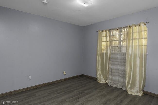 Building Photo - 3418 Bistineau Dr