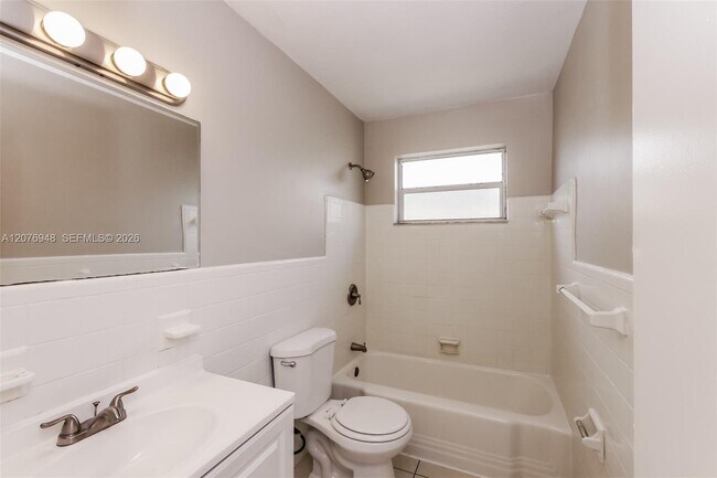Building Photo - 3430 N 72nd Terrace