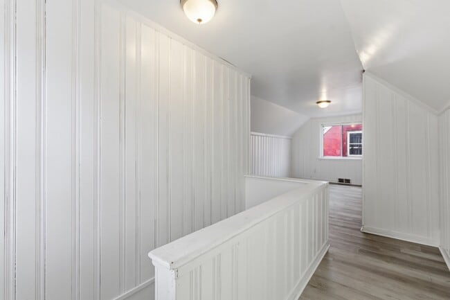 Building Photo - 9614 Schaefer Hwy