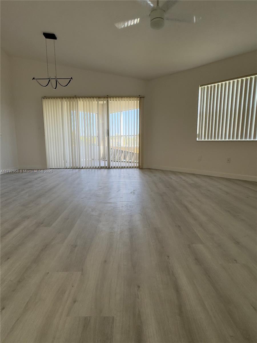 Building Photo - 2880 N Oakland Forest Dr