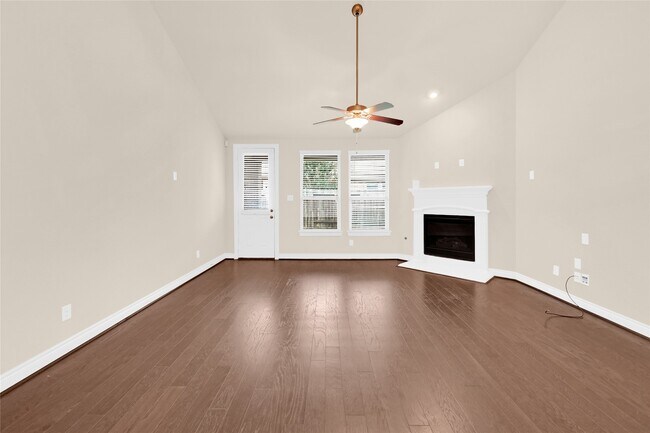Building Photo - 24130 Valencia Ridge Ln