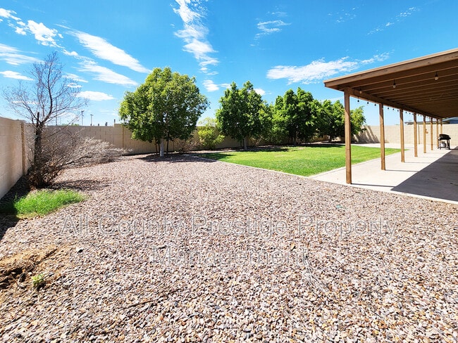 Building Photo - 4701 W Charleston Ave