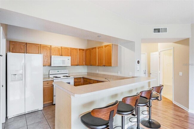 Building Photo - 5125 Palm Springs Blvd