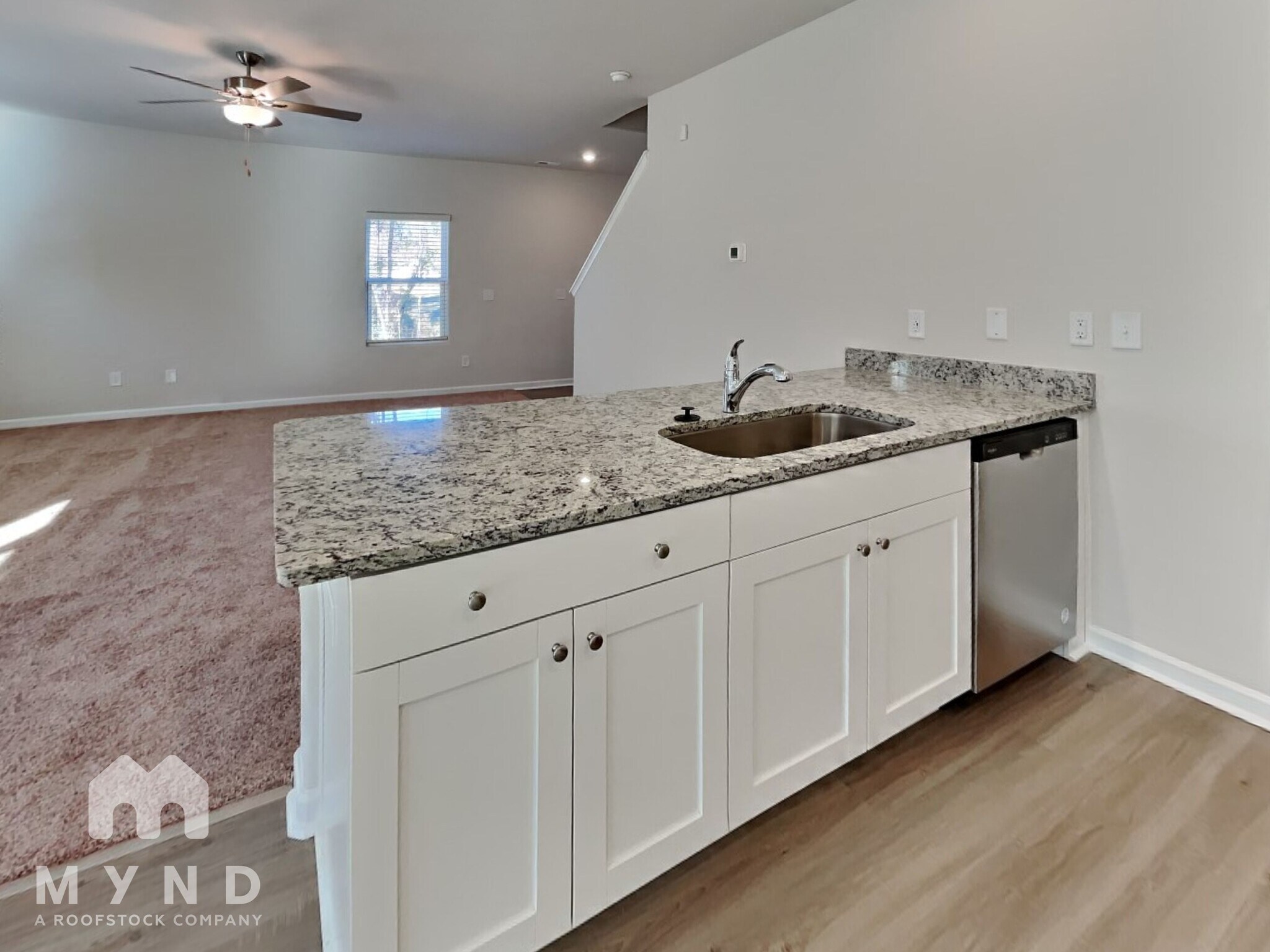 Building Photo - 94 Taverners Ln