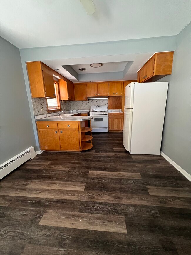 2442-n-78th-ct-2442-n-78th-ct-elmwood-park-il-60707-apartment-finder