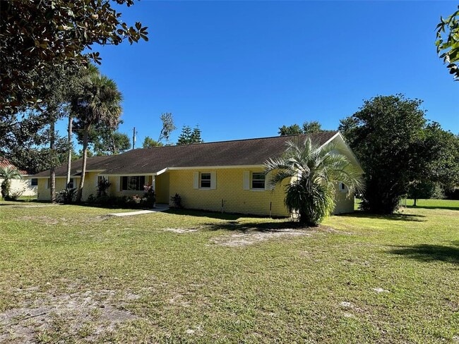 Building Photo - 1567 Brooks Ln
