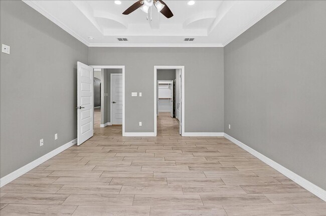 Building Photo - 6718 Stuyvesant Ct