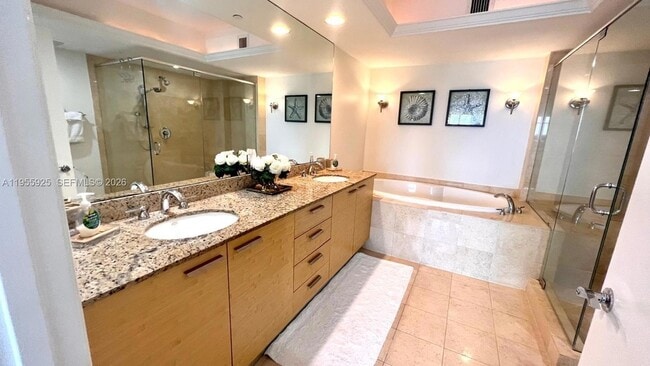 Building Photo - 1830 S Ocean Dr