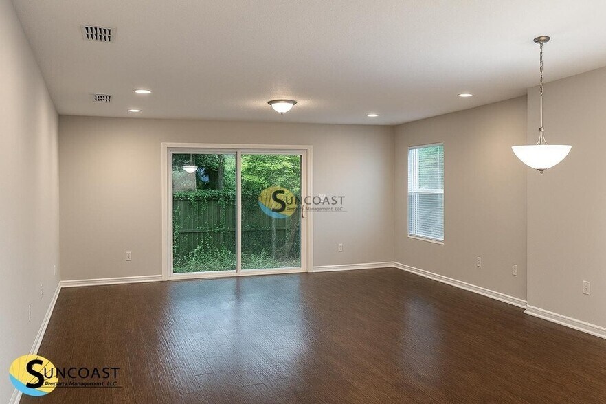 Building Photo - 8026 Galveston Ave