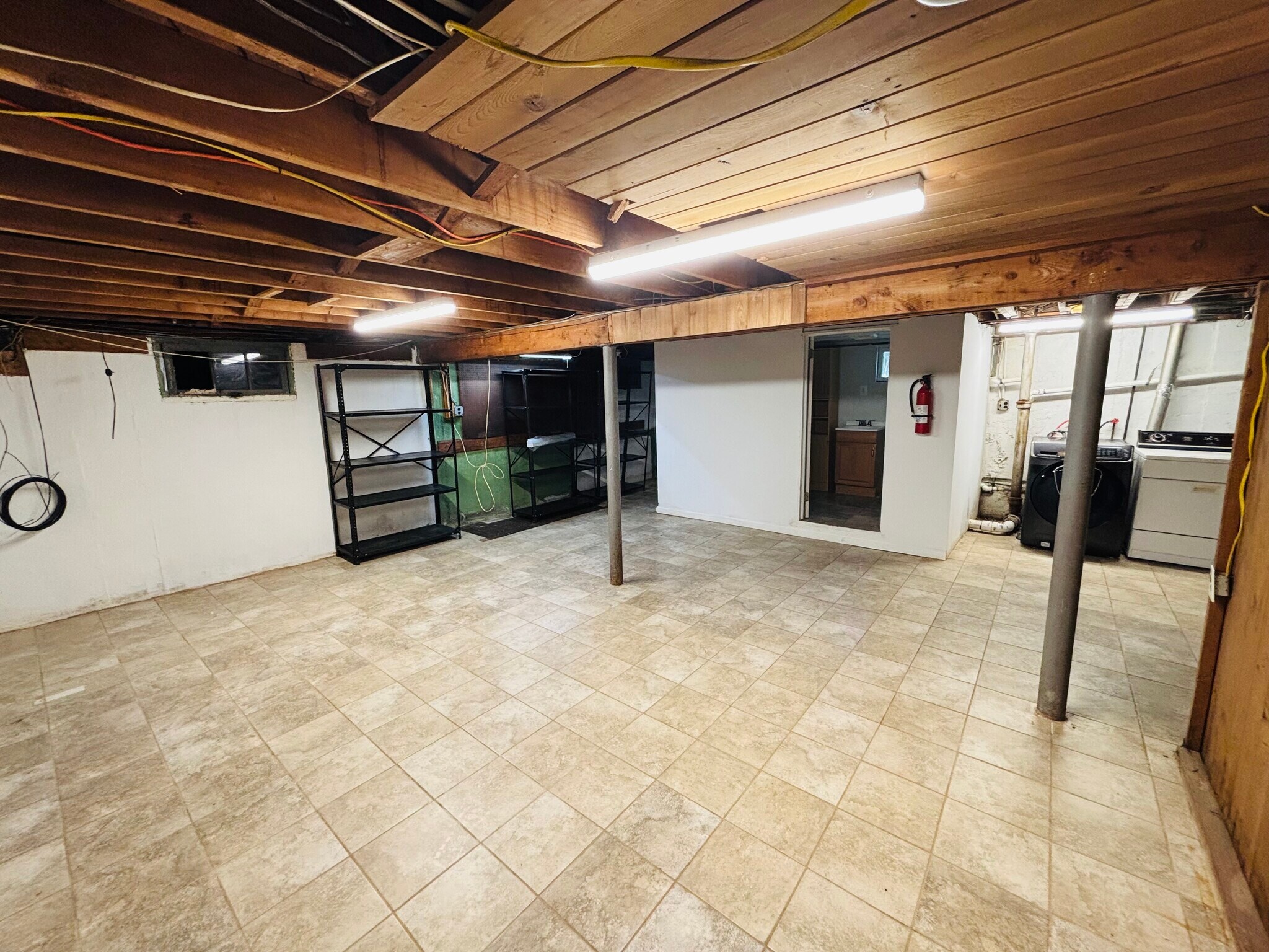 Building Photo - 159 Greglawn Dr