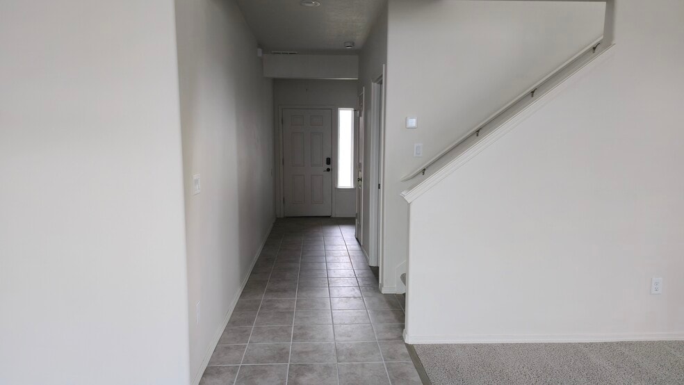 Building Photo - 5 Patty Cir