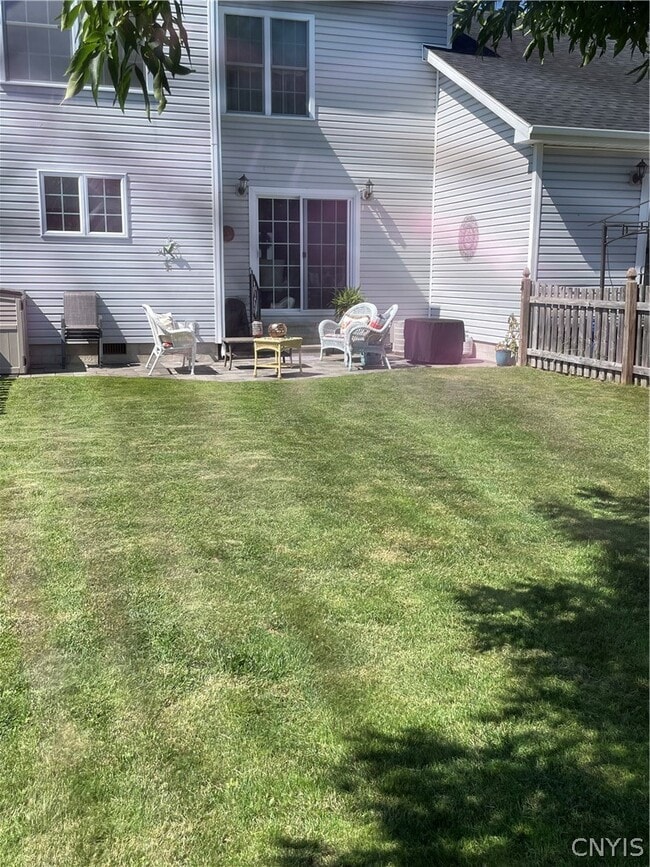 Building Photo - 212 Edmund St