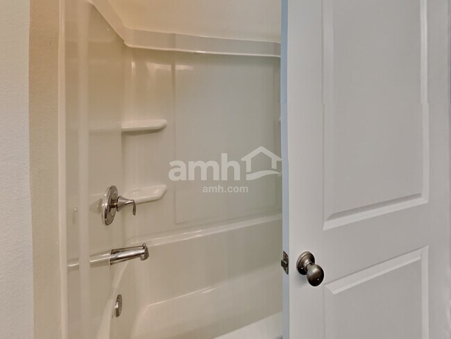 Building Photo - 3113 Artemisia Ln