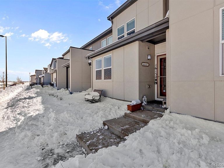 Building Photo - 16154 E 47th Dr