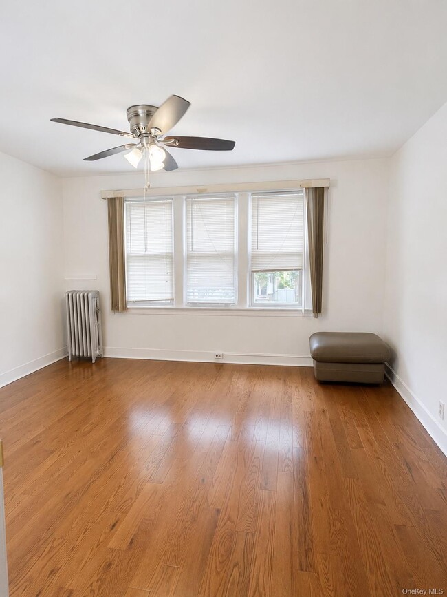 Building Photo - 88-15 215th St