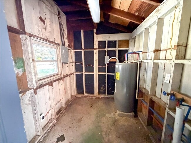 Building Photo - 2361 S Salvia St