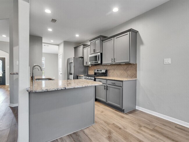 Building Photo - 948 Ponte Serra Dr