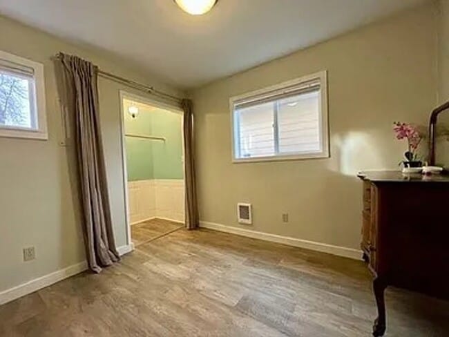 Building Photo - Spacious 2 Bedroom / 2 Bathroom Apartment in the Heart of Ocean Park – Available Now!