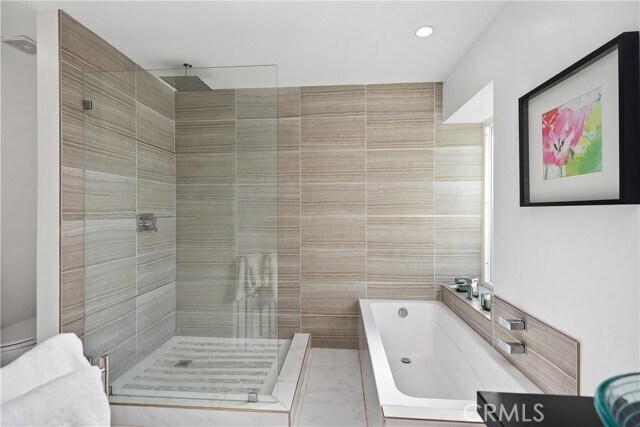 Building Photo - 25671 Cresta Loma