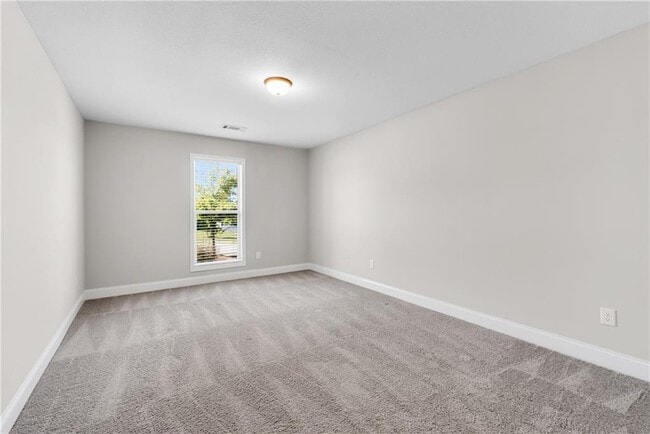 Building Photo - 2164 Savannah Dr