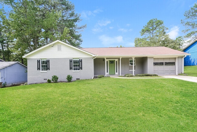 Building Photo - 7275 Indian Hill Trail