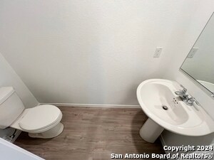 Building Photo - 736 Bullsnake Trl