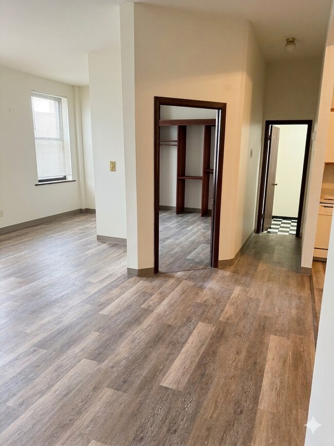 Building Photo - 1251 N Clybourn Ave