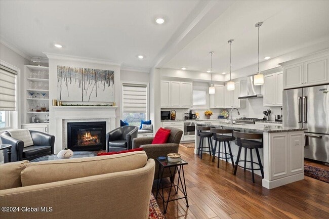 Building Photo - 64 North Ln