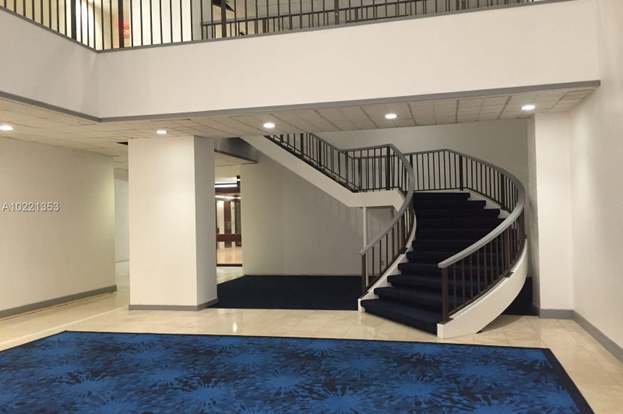 Building Photo - 13499 Biscayne Blvd