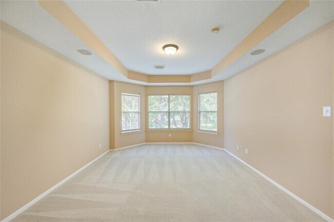 Building Photo - 6114 Breezy Hollow Ln