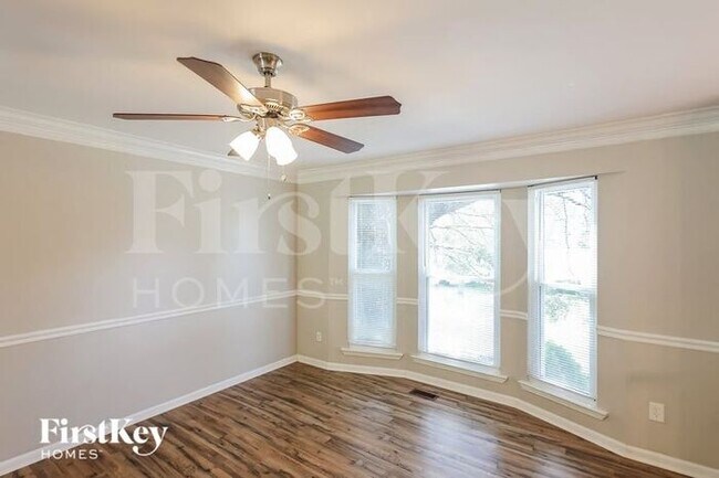 Building Photo - 1521 Cedargate Cir