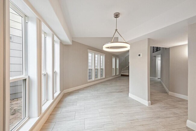 Building Photo - 12625 Memorial Dr