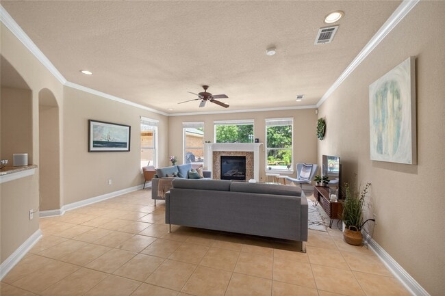 Building Photo - 1722 Parklake Village Dr