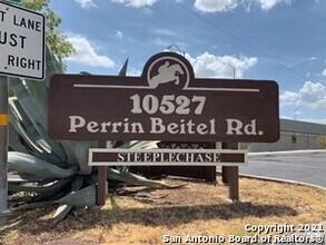 Building Photo - 10527 Perrin Beitel