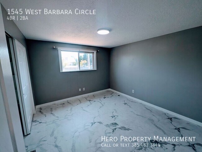 Building Photo - 1545 Barbara Cir