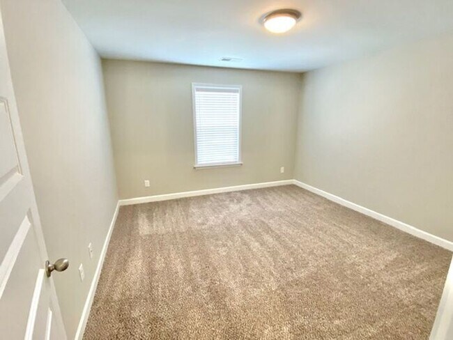 Building Photo - Now @ Rasco Farms in Southaven, MS- 4 Bedroom-2.5 Bath Home!
