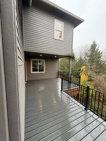 Building Photo - 222 Curtis Dr