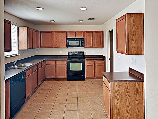 Building Photo - Terrific Two Story Corner Lot in Poynter Crossing!