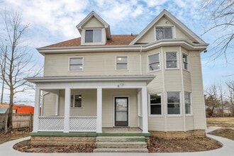 Building Photo - 2089 Lockbourne Rd