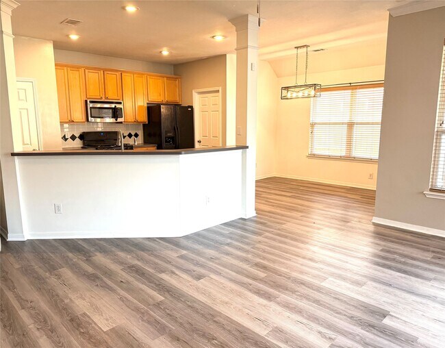 Building Photo - 19202 Poplar Trails Ln